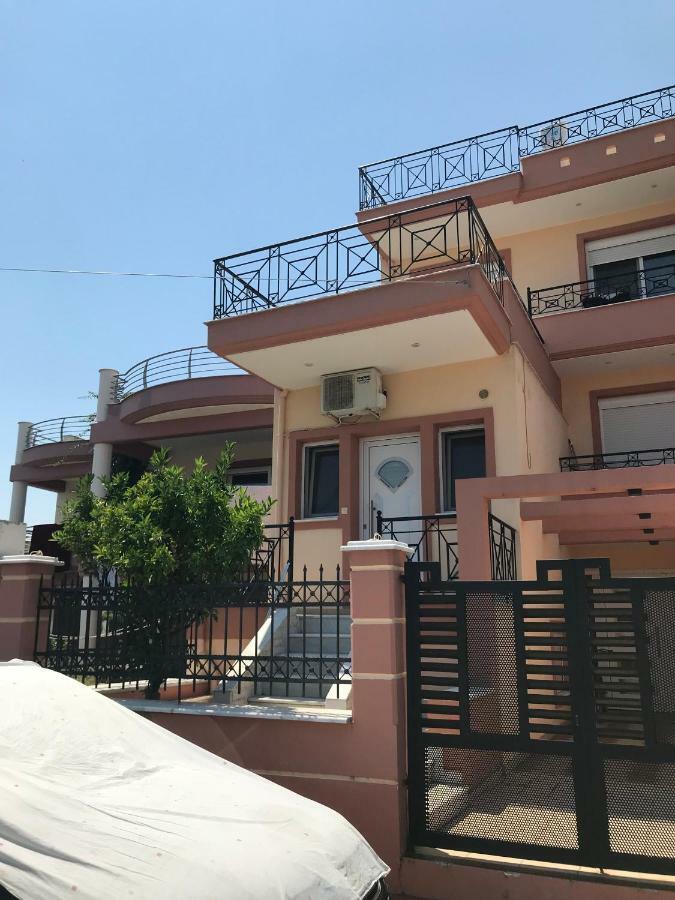 Maria Lux Apartments 볼로스 외부 사진