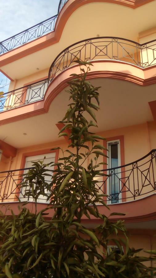 Maria Lux Apartments 볼로스 외부 사진
